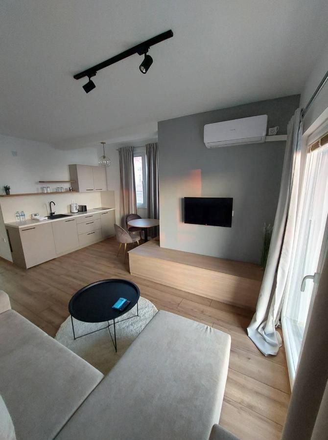 Nautica Apartments&Studios Pestani Ngoại thất bức ảnh