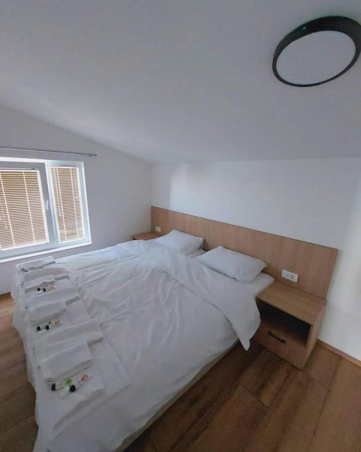 Nautica Apartments&Studios Pestani Ngoại thất bức ảnh